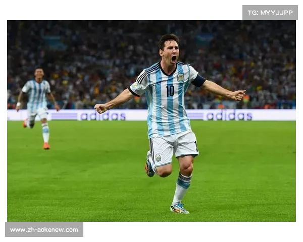 梅西:从天才少年到足球之王的传奇征程